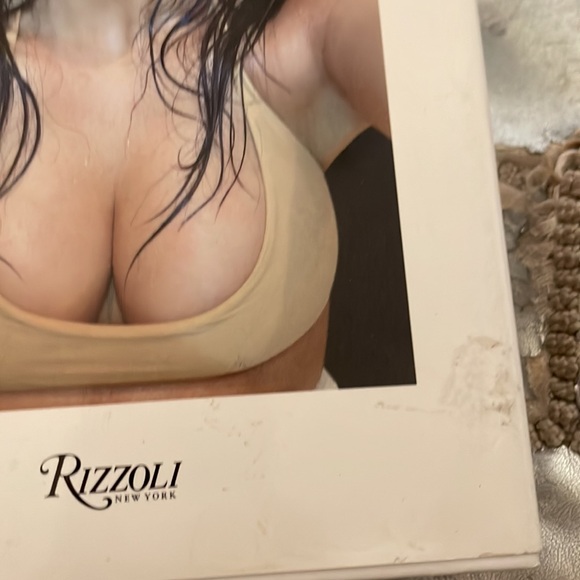 Selfish K Kardashian book - Picture 3 of 5